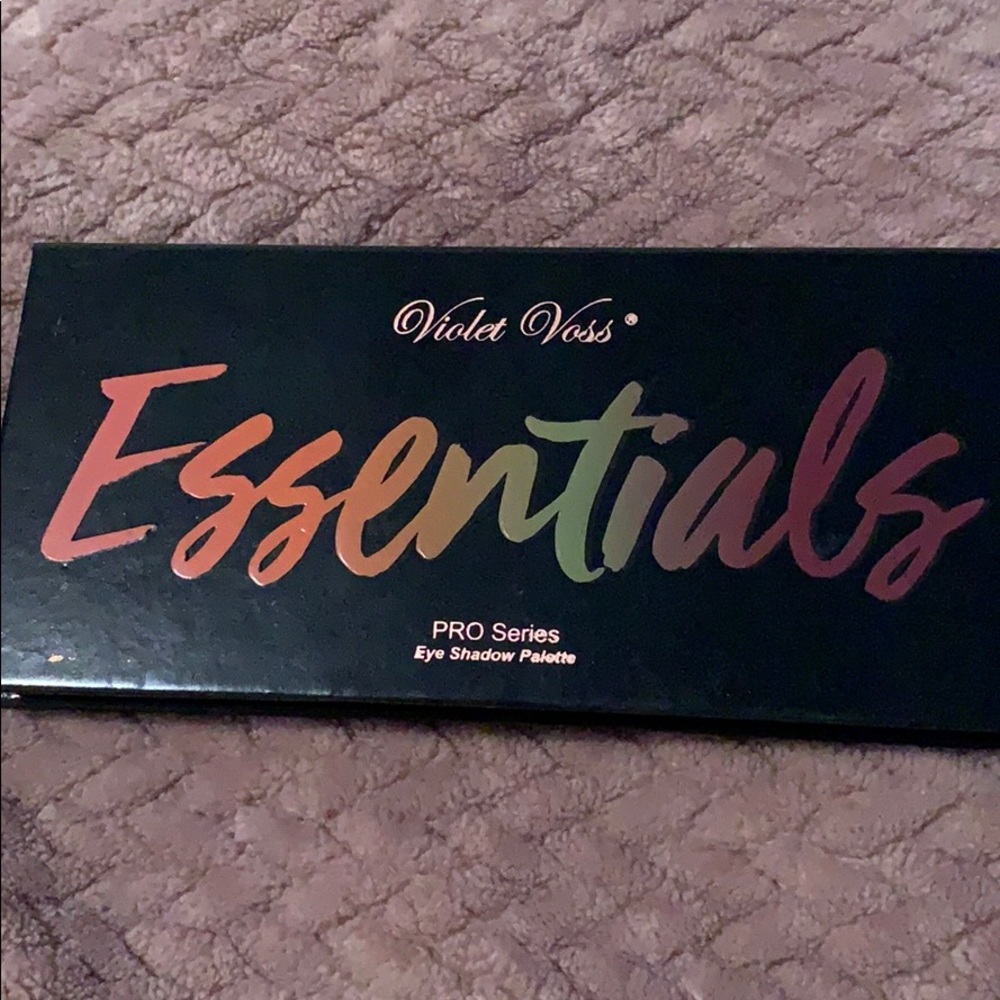 Violet Voss palette